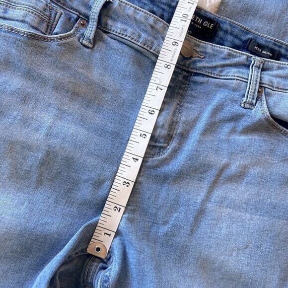 Kenneth Cole Raw Hem "Jess" Distressed Skinny Jean 12 - Picture 8 of 16